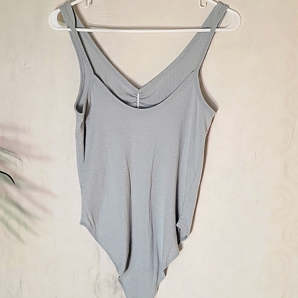 American Eagle Bodysuit - Picture 5 of 6